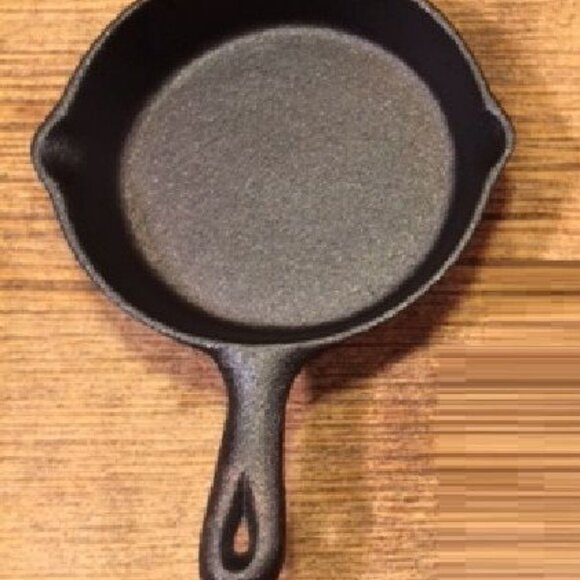 Four Old Mountain Cast Iron Spoon Rest Mini-Skillet 4 1/2" wide Four 0166-10137 - Picture 10 of 16
